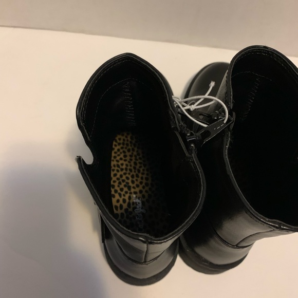 Cat & Jack girls Alessandra Black Boots - Picture 3 of 6